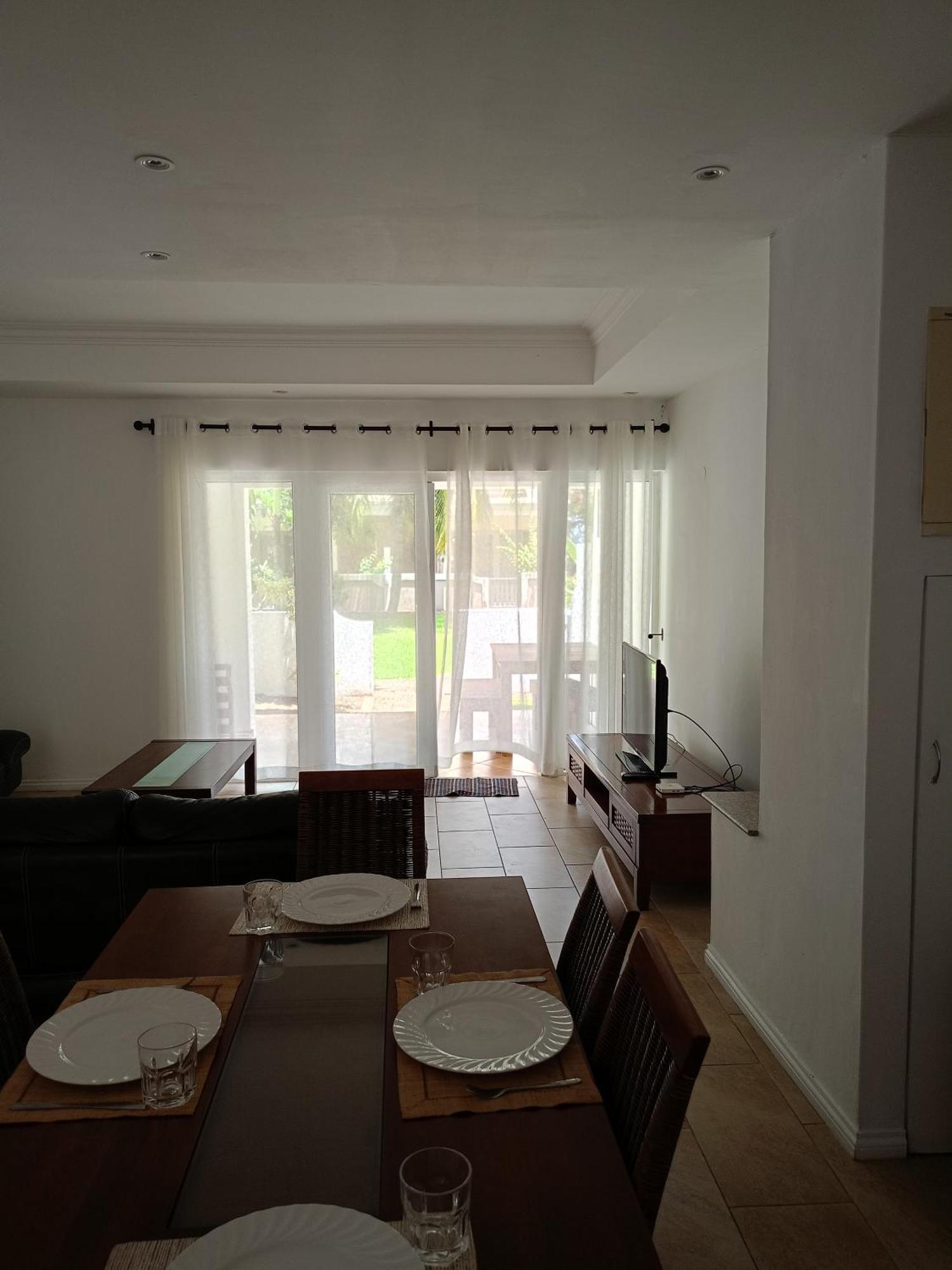 Spacious 4 Bedrooms Townhouse With Pool Near The & Center شقة غراند بايَ