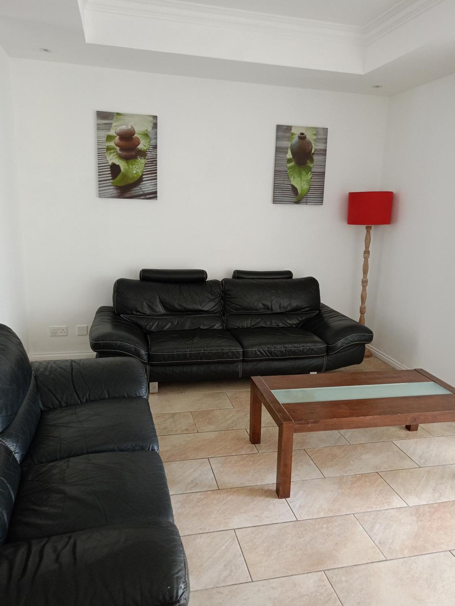 Spacious 4 Bedrooms Townhouse With Pool Near The & Center * غراند بايَ