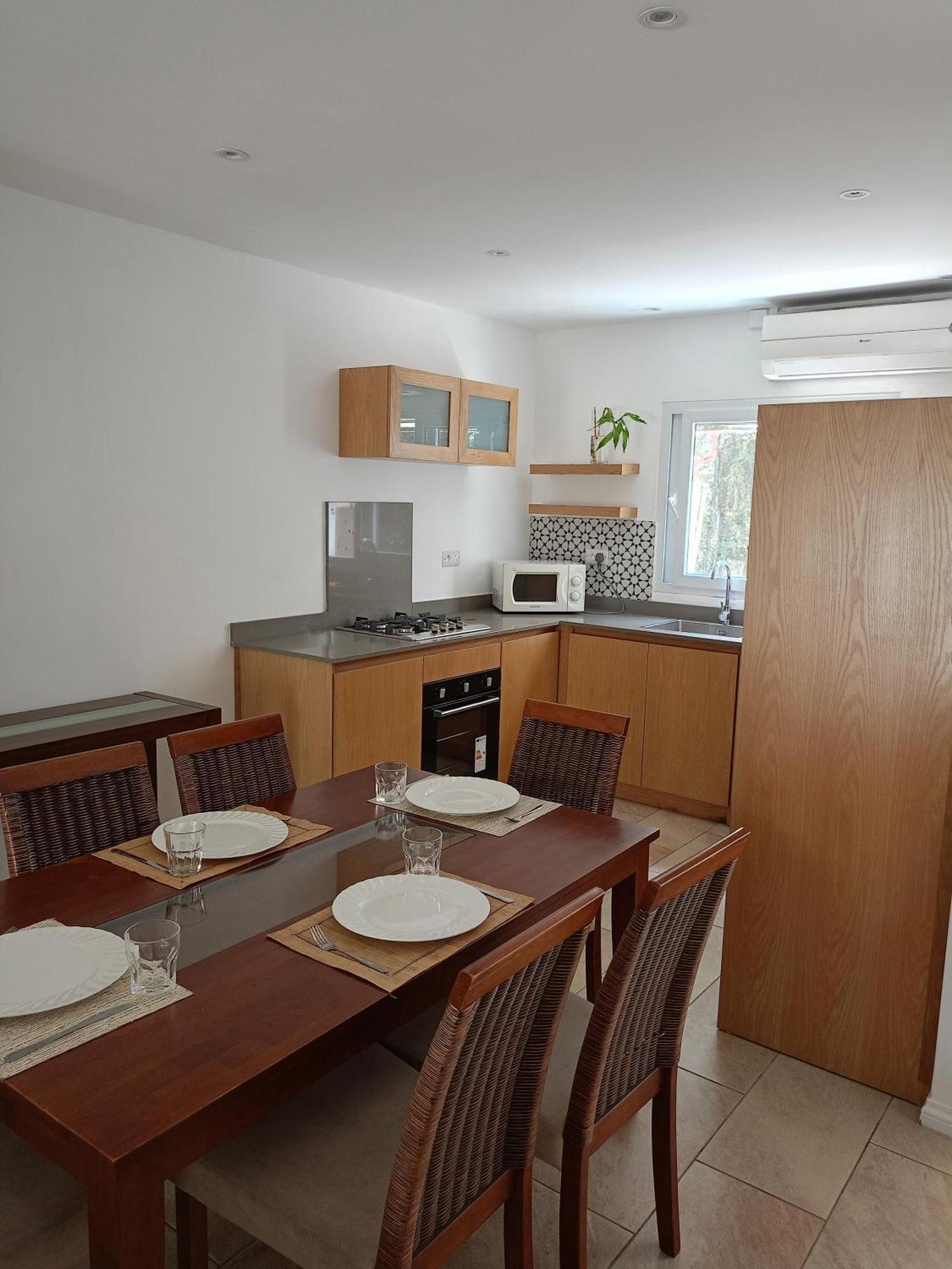 شقة Spacious 4 Bedrooms Townhouse With Pool Near The & Center غراند بايَ
