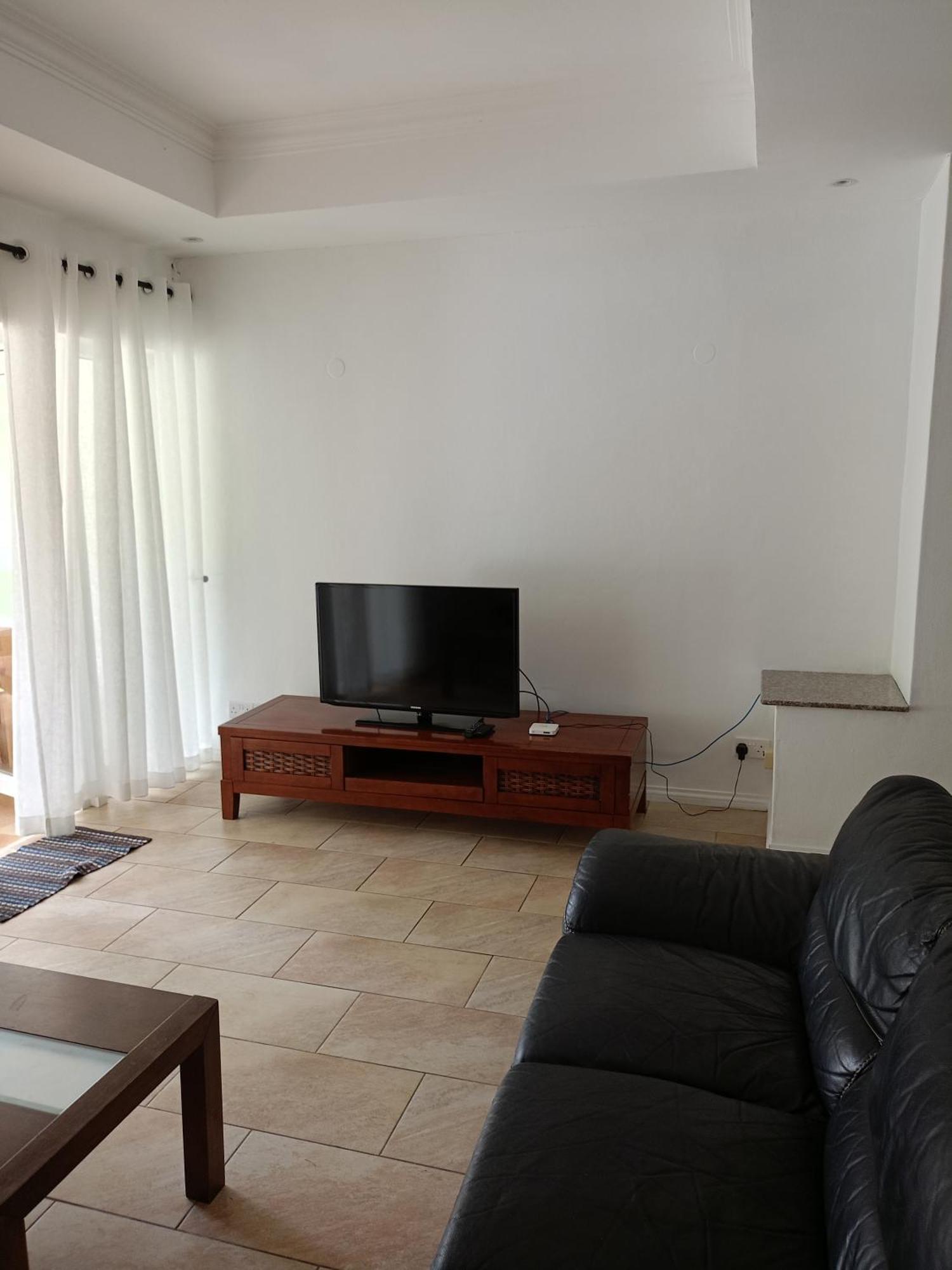 Spacious 4 Bedrooms Townhouse With Pool Near The & Center شقة غراند بايَ